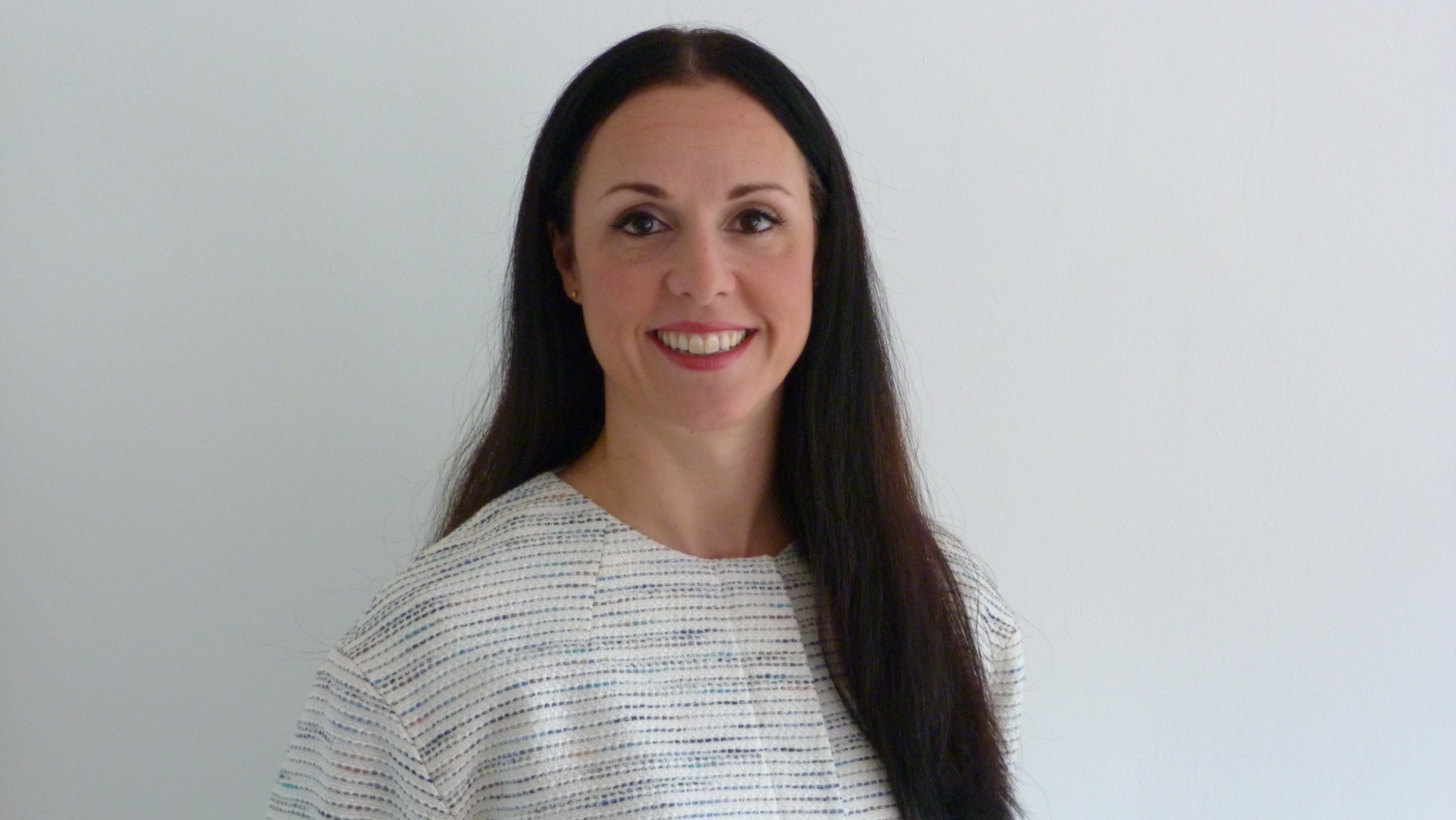 SB alliance_Erika_ corporate-lawyer_and-guest_speaker_at-Bushey_networking_group_8-Feb-17